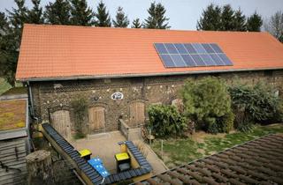 Bauernhaus kaufen in 15345 Rehfelde, Großer Bauernhof, moderner Landhausstil, 4 Hektar Land, Stallungen