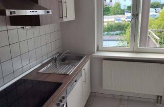 Wohnung mieten in Sulzbachtalstraße 87, 66280 Sulzbach, Frisch renovierte 3-Zimmer-Wohnung mit großem Balkon in Sulzbach/Saar zu vermieten