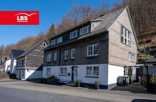 Haus kaufen in 57392 Schmallenberg, Kapitalanlage mit Aussicht: Premium-Feriendomizil in Bödefeld
