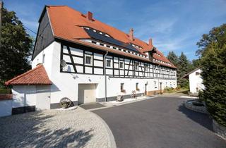 Doppelhaushälfte kaufen in Am Schloß 13, 02829 Schöpstal, Stilvolles Wohnen im Denkmal – Historische Doppelhaushälfte mit Charme in Schöpstal
