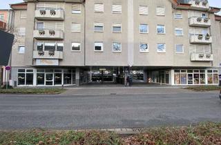 Anlageobjekt in Wiesenstr. 56-64, 46537 Dinslaken, Top gepflegtes Mehrfamilienhaus mit zwei kleinen Gewerbeeinheiten in zentraler Lage in Dinslaken