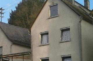 Haus kaufen in 56867 Briedel, Briedel - Haus mit Garage und Garten