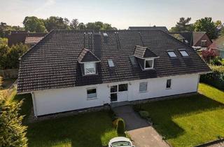 Wohnung kaufen in 27607 Geestland, Geestland - Geestland - Langen Stilvolle Dachgeschosswohnung mit Designküche und Balkon