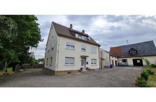 Haus kaufen in Kulmbacher Straße 25, 96328 Küps, Zweifamilienhaus mit Scheunen und Garage auch als Kapitalanlage geeignet