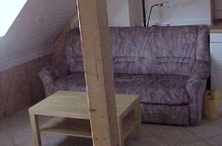 Immobilie mieten in Mainzer Landstraße 761, 65934 Nied, möblierte Dachgeschoßwohnung zu vermieten