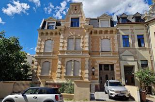 Wohnung mieten in Lafontainestraße 23, 06114 Giebichenstein, Geschmackvolle 4-Zimmer-Erdgeschosswohnung mit luxuriöser Innenausstattung und Aufzug/Balkon/Garten