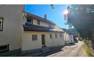 Doppelhaushälfte kaufen in 79822 Titisee-Neustadt, Titisee-Neustadt - Doppelhaushälfte - Top-Rendite Anlageobjekt