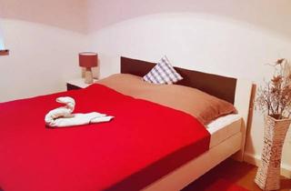 Wohnung kaufen in 08525 Plauen, Plauen - 4 Zimmer Wohnung mit Balkon und Badewanne