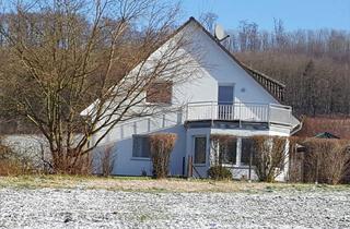 Wohnung mieten in Am Feuerteiche, 31089 Duingen, Schöne 3-Zimmer-DG-Wohnung mit Balkon in Duingen, OT Hoyershausen