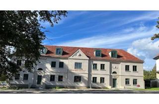 Wohnung mieten in Am Glauer Hof 3-5, 14959 Trebbin, Frisch sanierte, stilvolle 2,5-Raum-Wohnung mit geh. Innenausstattung und EBK