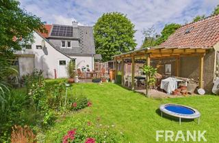 Doppelhaushälfte kaufen in 24340 Eckernförde, Doppelhaushälfte mit idyllischen Garten (Erbbau) und mit Photovoltaikanlage