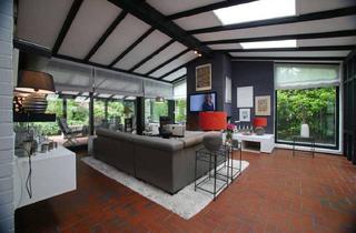 Haus kaufen in 25938 Nieblum, Ebenerdiger Bungalow mit altem Baumbestand in Wyk auf Föhr