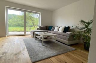 Wohnung mieten in Feldbergstraße 28, 35796 Weinbach, Attraktive und moderne 2-Zimmer-Erdgeschosswohnung mit Panoramablick ins Weiltal