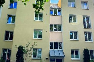 Wohnung mieten in 21031 Lohbrügge, Exklusive, sanierte 3-Zimmer-Wohnung mit Balkon und EBK in Hamburg