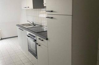 Wohnung mieten in August-Bebel-Straße, 09113 Chemnitz, * Großzügige DG 2-Zimmer mit Wannenbad, EBK und Stellplatz im Zentrum! *