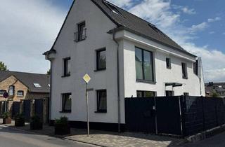 Einfamilienhaus kaufen in 50259 Pulheim, Pulheim - Ehemaliges Herrenhaus eines Vierkanthofes vor den Toren Kölns
