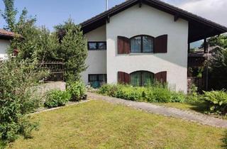 Haus kaufen in 87466 Oy-Mittelberg, Oy-Mittelberg - Flexible Nutzung wie DHH: 2 Einheiten, Pelletheizung,PV,Glasfaser