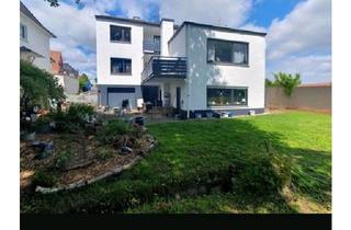 Haus kaufen in 57610 Altenkirchen, Altenkirchen (Westerwald) - Haus in Altenkirchen zentral grün von privat