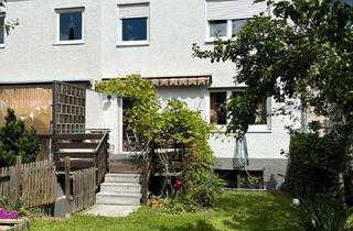 Reihenhaus kaufen in 86156 Augsburg, Augsburg - Stilvolles Reihenhaus in ruhiger, familienfreundlicher Lage