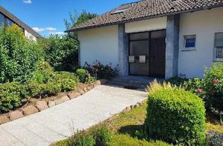 Einfamilienhaus kaufen in 36043 Fulda, Fulda - Großzügiges 3-Parteienhaus mit Weitblick über Fulda