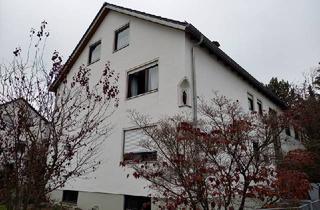 Wohnung mieten in 86150 Augsburg, Augsburg - 2 ZK EBK, Bad m. Wc u. F., 2.OG/DG, NR