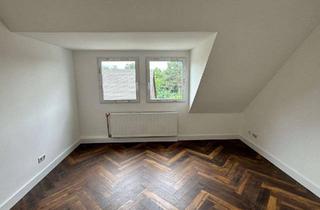 Wohnung kaufen in Reiherstraße, 46145 Alsfeld, Erstbezug nach Sanierung 2-Zimmer-Dachgeschoss-Wohnung