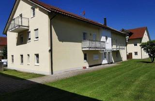 Wohnung kaufen in 94486 Osterhofen, Stadt Osterhofen: Mod. 2 Zim. ETW mit Balkon u. Außenstellplatz in herrl. Ortsrandlage
