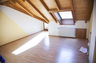 Wohnung kaufen in Bürgermeister-Kuner-Straße 16, 78136 Schonach, 4 Zimmer Maisonette Wohnung 2 Balkone