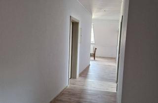 Wohnung mieten in 54497 Morbach, Attraktive und vollständig renovierte 2,5-Zimmer-Dachgeschosswohnung in Morbach
