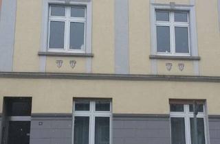 Wohnung mieten in Wannerstraße 46, 46145 Osterfeld-West, Schöne Altbauwohnung mit Balkon zu vermieten!