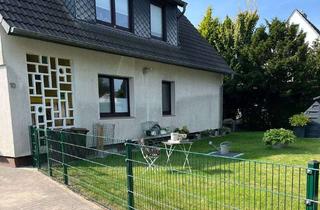 Wohnung mieten in Auf Der Hollbrede 10, 27612 Loxstedt, großzügig geschnittene 4 ZKB im Dachgeschoss eines Zwei-Parteienhauses