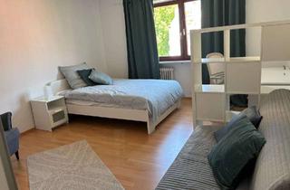 Wohnung mieten in Fallmerayerstraße 1A, 80796 Schwabing-West, Mitten in Schwabing-Mitbewohnerin für großes Zimmer in 2er WG-komplett neu möbliert-gesucht