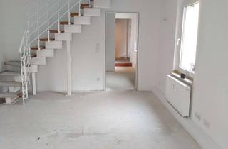 Wohnung mieten in 47829 Uerdingen, attraktive 2-Zimmer-Maisonette-Whg. mit gr. Dachterrasse Krefeld-Uerdingen