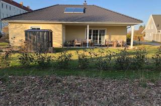 Haus kaufen in Fliederweg, 14947 Nuthe-Urstromtal, 4 Zimmer Bungalow wartet auf neue Eigentümer