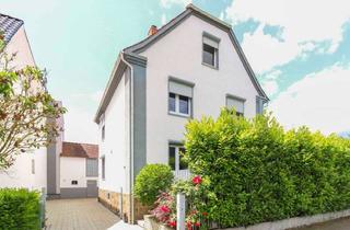 Haus kaufen in 35452 Heuchelheim, Sofort wohlfühlen: Modernes, kernsaniertes 7-Zi.-EFH inkl. Scheune in zentraler Lage von Heuchelheim