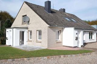 Haus kaufen in 24340 Eckernförde, Wohnhaus mit Gewerbegrundstück in Eckernförde Nord