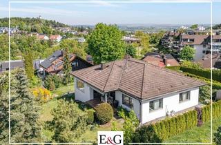 Einfamilienhaus kaufen in 71229 Leonberg, Gepflegtes Einfamilienhaus mit Einliegerwohnung in absolut ruhiger Aussichtslage