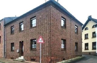 Haus kaufen in 52457 Aldenhoven, Sanierungsobjekt zur vielfältigen Nutzung