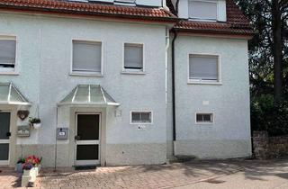 Doppelhaushälfte kaufen in Ringstraße 13, 69256 Mauer, Zentral & ruhig gelegen: Ältere Doppelhaushälfte mit kleinem Garten