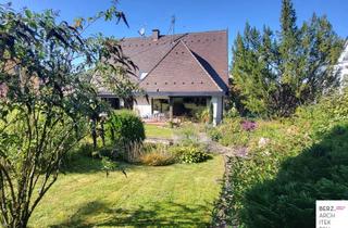 Einfamilienhaus kaufen in 86356 Neusäß, Sehr gepflegtes Einfamilienhaus mit Einlieger-Büro I Panoramablick in parkartig angelegten Garten