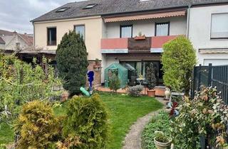 Reihenhaus kaufen in Rheinecke 47, 67071 Oggersheim, Lu-Oggersheim - Reihenhaus mit Balkon und Garten