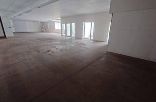 Gewerbeimmobilie mieten in Industriestr. 15, 42477 Radevormwald, 325m² Halle mit Rolltor und Laderampe zu vermieten