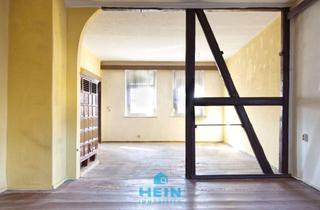 Anlageobjekt in 08141 Reinsdorf, Vom Rohdiamant zur Renditeperle - sanierungsbedürftiges Mehrfamilienhaus mit Entwicklungspotential