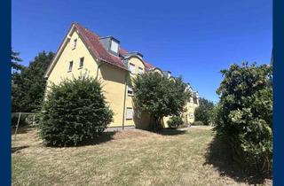 Wohnung kaufen in 04442 Zwenkau, Vermietete 3-Zimmer-Erdgeschosswohnung mit Terrasse in ruhiger Lage von Zwenkau zu kaufen