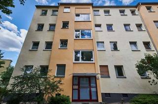 Wohnung kaufen in Haeftenzeile 18, 13627 Charlottenburg, Wohnen im Grünen zwischen Spree und Jungfernheide: renovierungsbedürftige 1 1/2 Zimmer-Wohnung