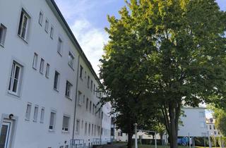 Wohnung kaufen in Lutherplatz, 01589 Riesa, Schöne 3-Raum-Wohnung in Riesa