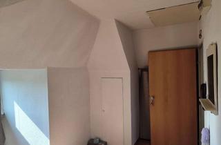 Wohnung mieten in Varstbruch 28, 44532 Lünen, Einfache 2,5-Zimmer-DG-Altbau-Wohnung in Lünen Gahmen