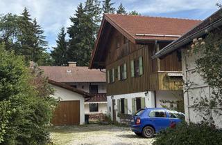 Mehrfamilienhaus kaufen in Dorfstraße, 82407 Wielenbach, Mehrfamilienhaus in Bauerbach