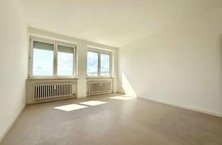 Wohnung kaufen in 94327 Bogen, Wenn Träume wahr werden! Große 2,5-Zimmer-Wohnung mit Sonnenbalkon zum Wohlfühlen, neue Böden & Bad!