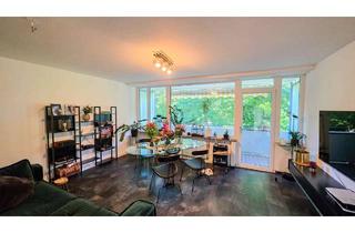 Wohnung kaufen in 76228 Hohenwettersbach, Provisionsfrei: Modernisiert & im Grünen!3-Zimmer-Wohnung mit Balkon & Garage